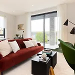 The Brondesbury Scenery - Bright 1Bdr Flat With Balcony & Parking